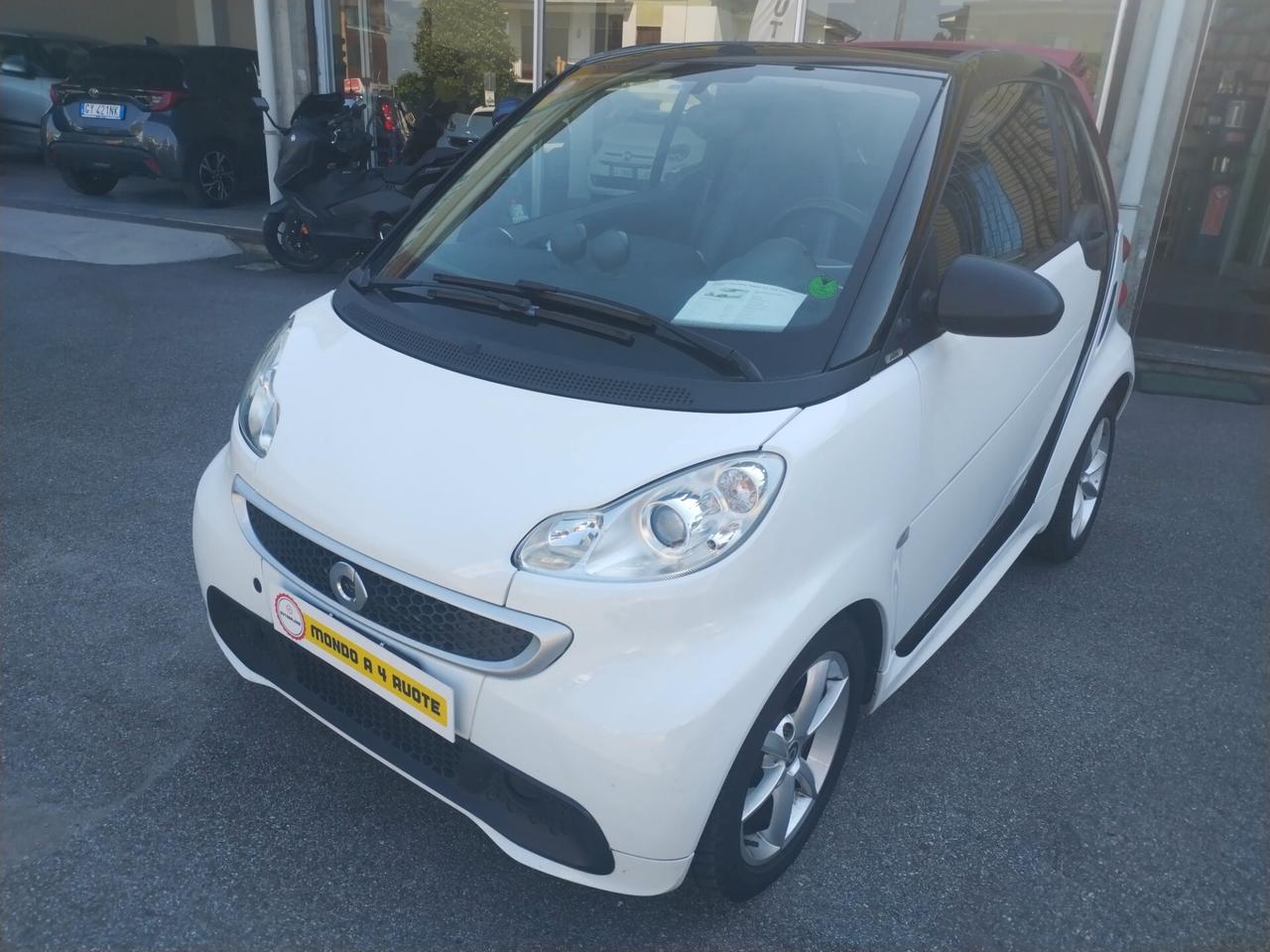 Smart ForTwo 1000 62 kW cabrio pulse