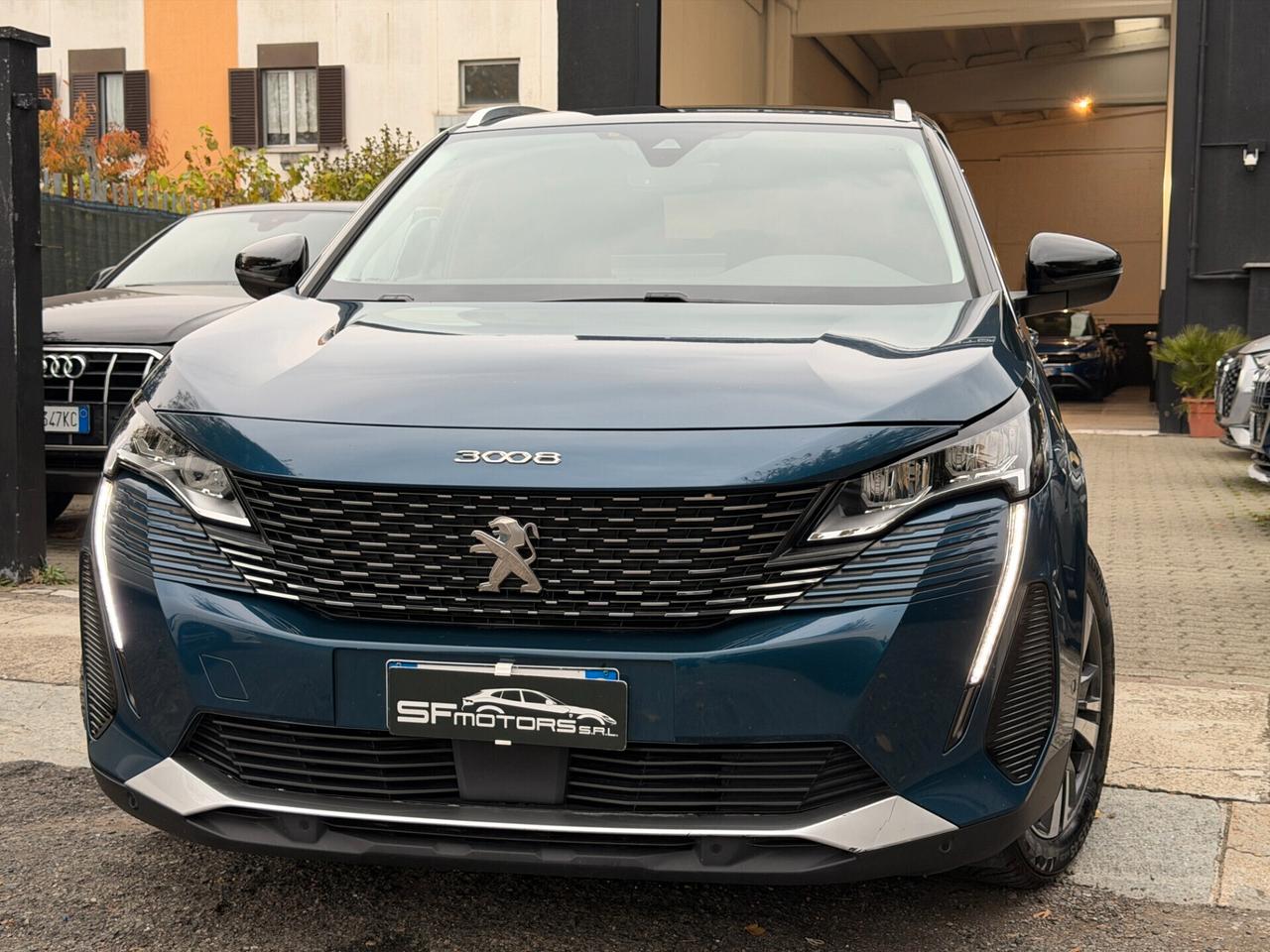 Peugeot 3008 Hybrid 225 e-EAT8 Allure Pack