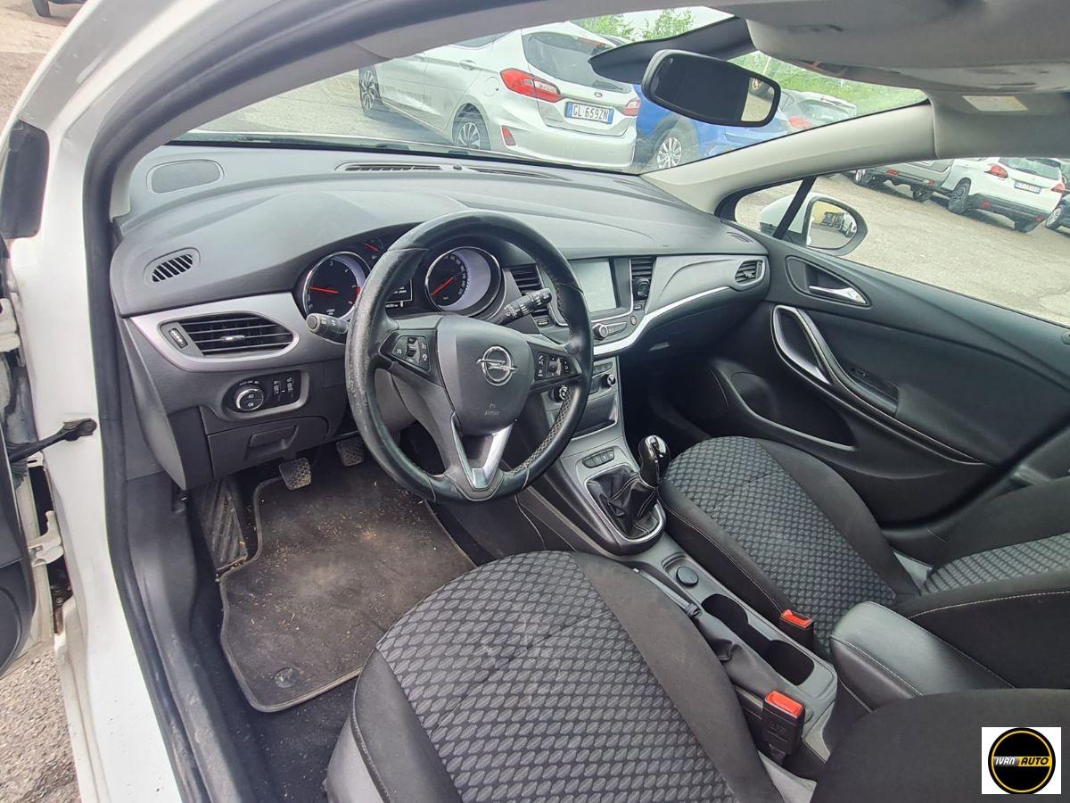 OPEL Astra 1.6 CDTi- Anno 2017