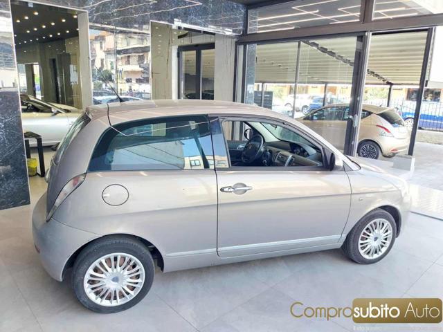 LANCIA Ypsilon 1.2 69 CV Diva (Garanzia 12 mesi)