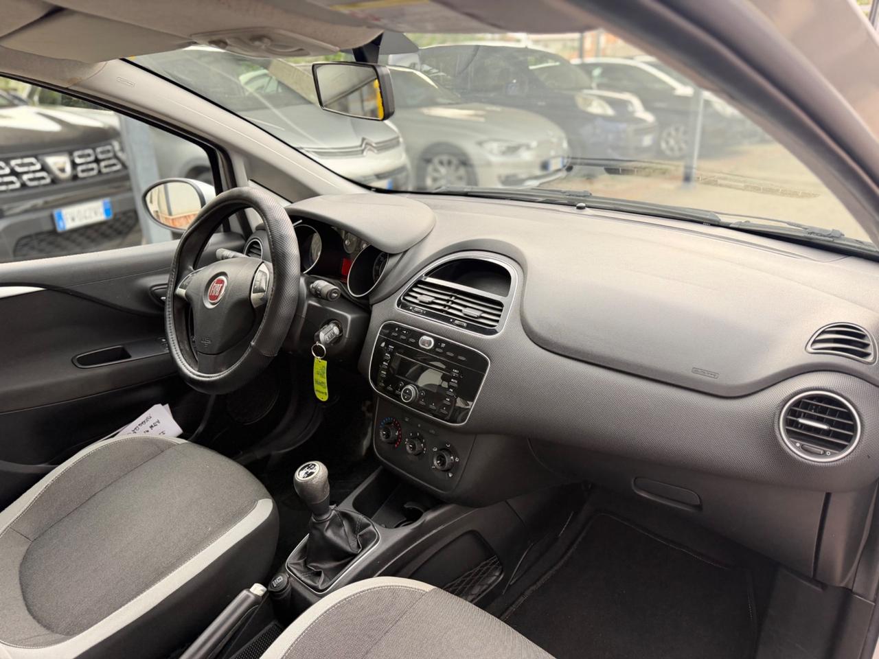 Fiat Punto 1.3 MJT 75 CV 5 porte Km Certificati