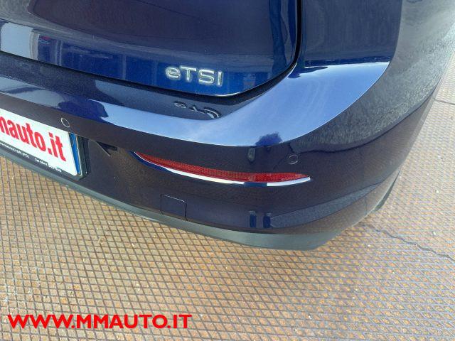 VOLKSWAGEN Golf 1.0 eTSI EVO DSG Life!!!!