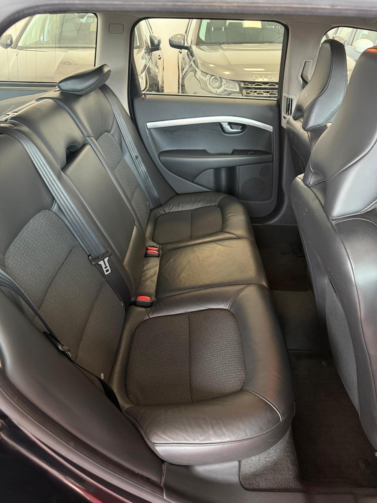 Volvo V70 2.4 D5 Geartronic Summum