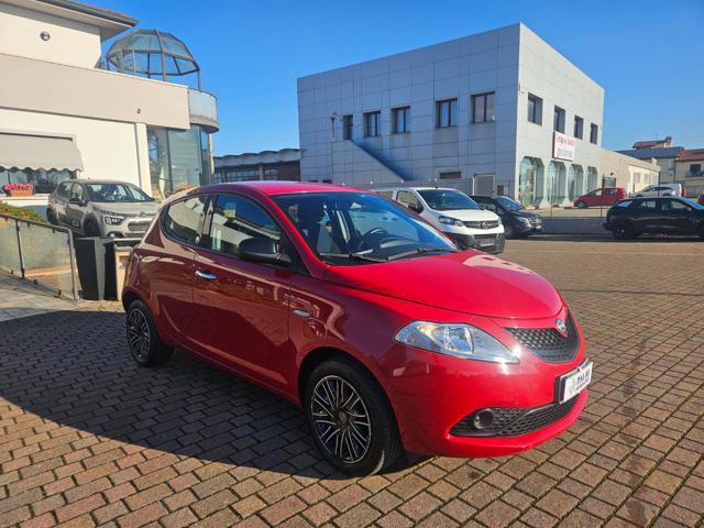 LANCIA Ypsilon 1.2 GPL Ecochic Gold PER NEOPATENTATI