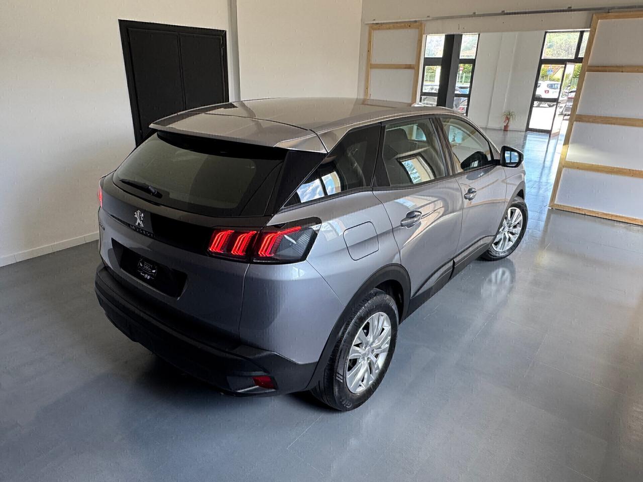 Peugeot 3008 BlueHDi 130 EAT8 Active Pack - 2021