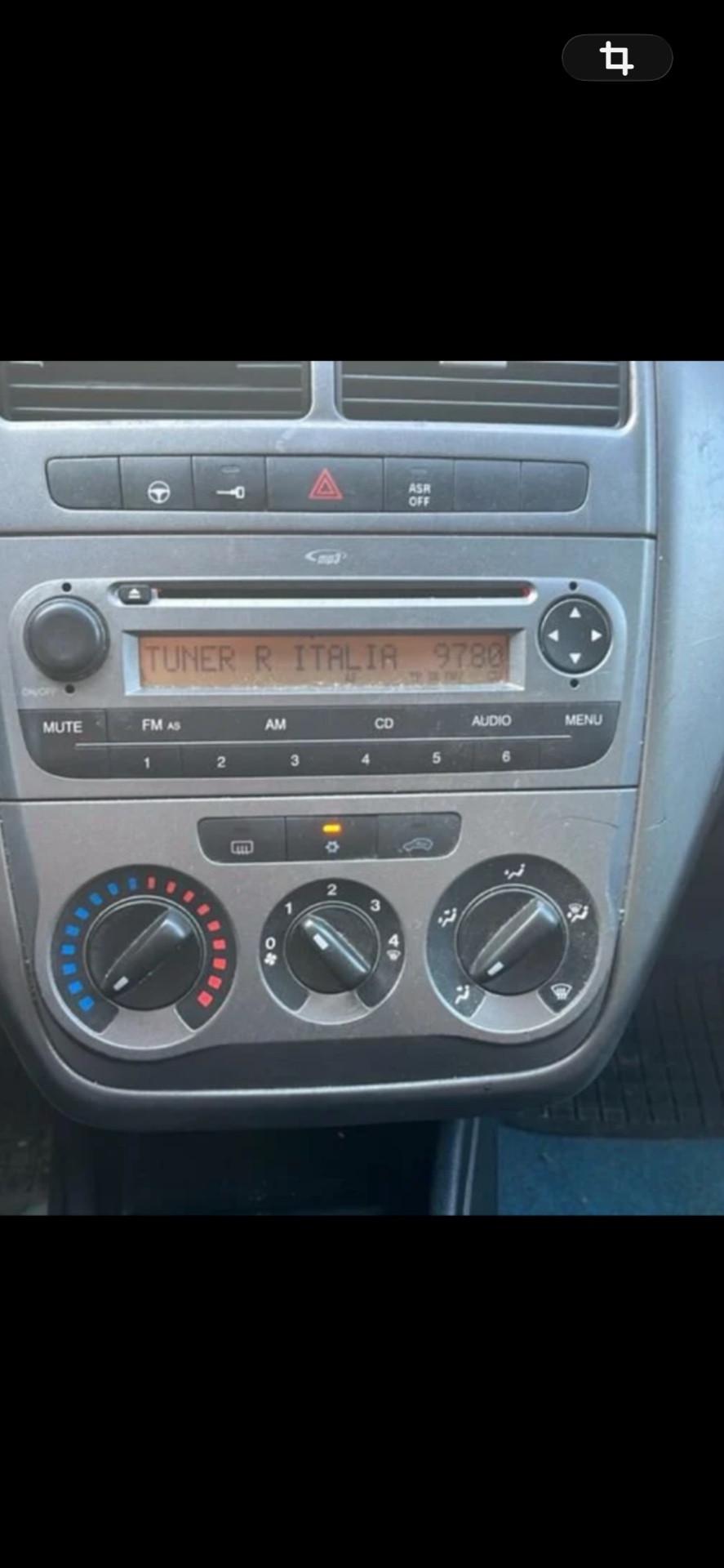 Fiat Punto 1.3 MJT LOUNGE NEOPATENTATI