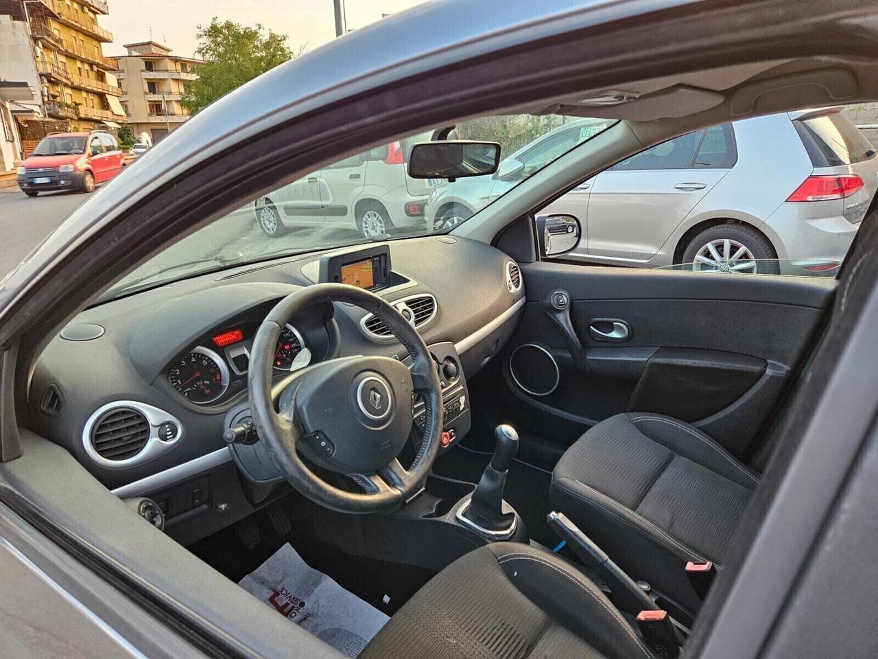 Renault Clio 1.2 16V 5 porte Luxe