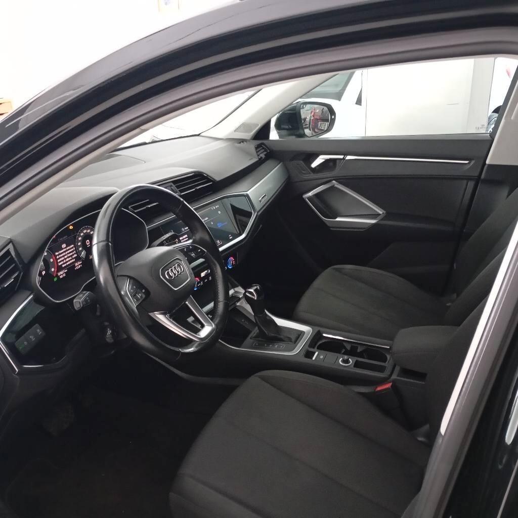 Audi Q3 2.0 TDI 150 CV Sport
