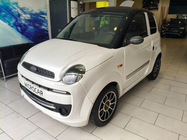 MICROCAR M.GO Bi Color Pelle Cerchi Lega