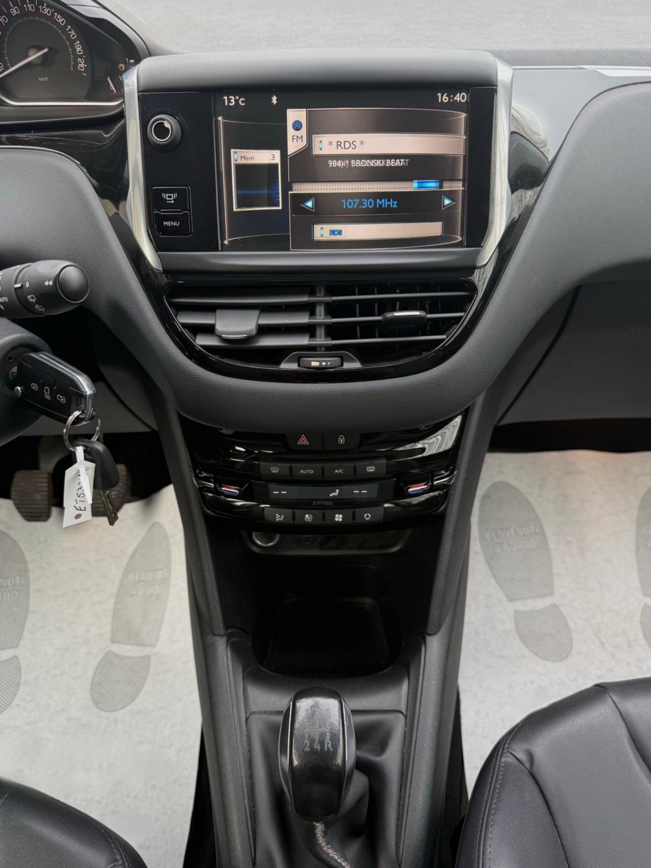 Peugeot 208 1.2 VTi 82 CV 3 porte Allure