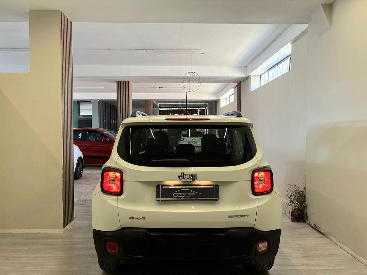 Jeep Renegade 2000cc Mjt 4WD 120cv Drive Sport