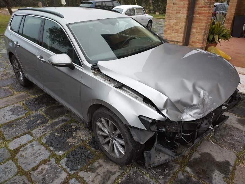 Volkswagen Passat 1.6 TDI Comfortline AIR-BAG OK!!!!!