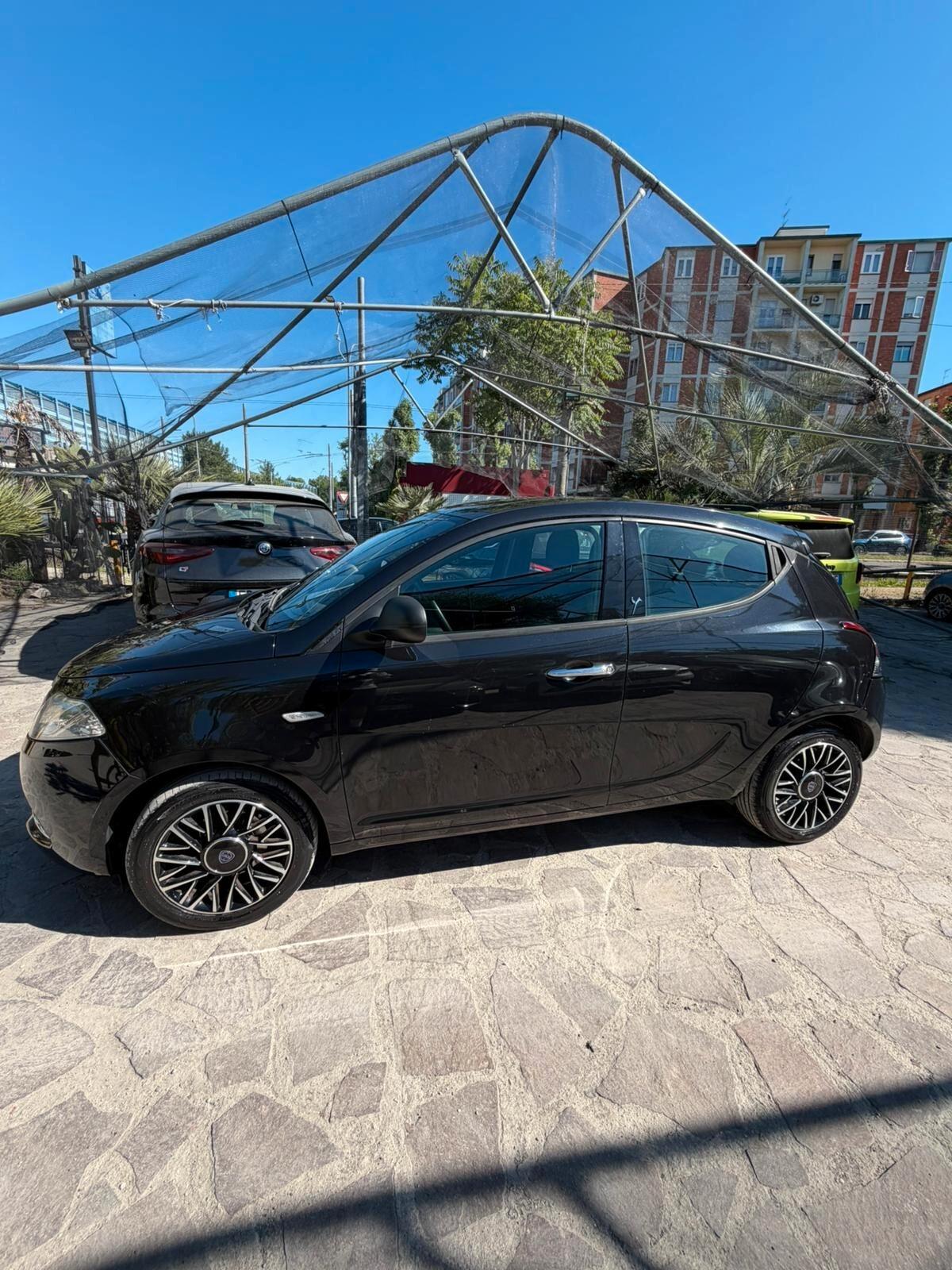 Lancia Ypsilon 1.3 MJT 16V 95 CV 5 porte S&S Unyca