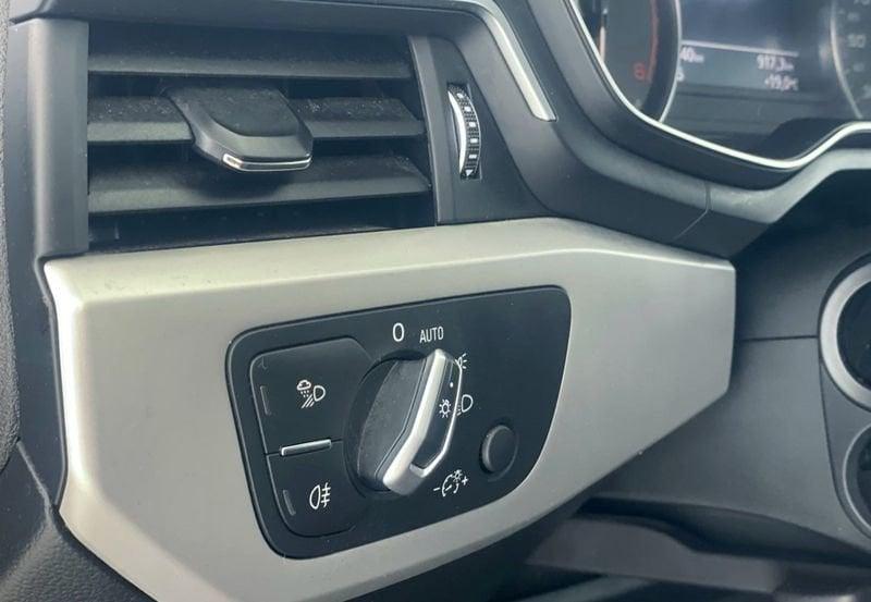 Audi A4 Avant 40 TDI quattro S tronic Business Advanced