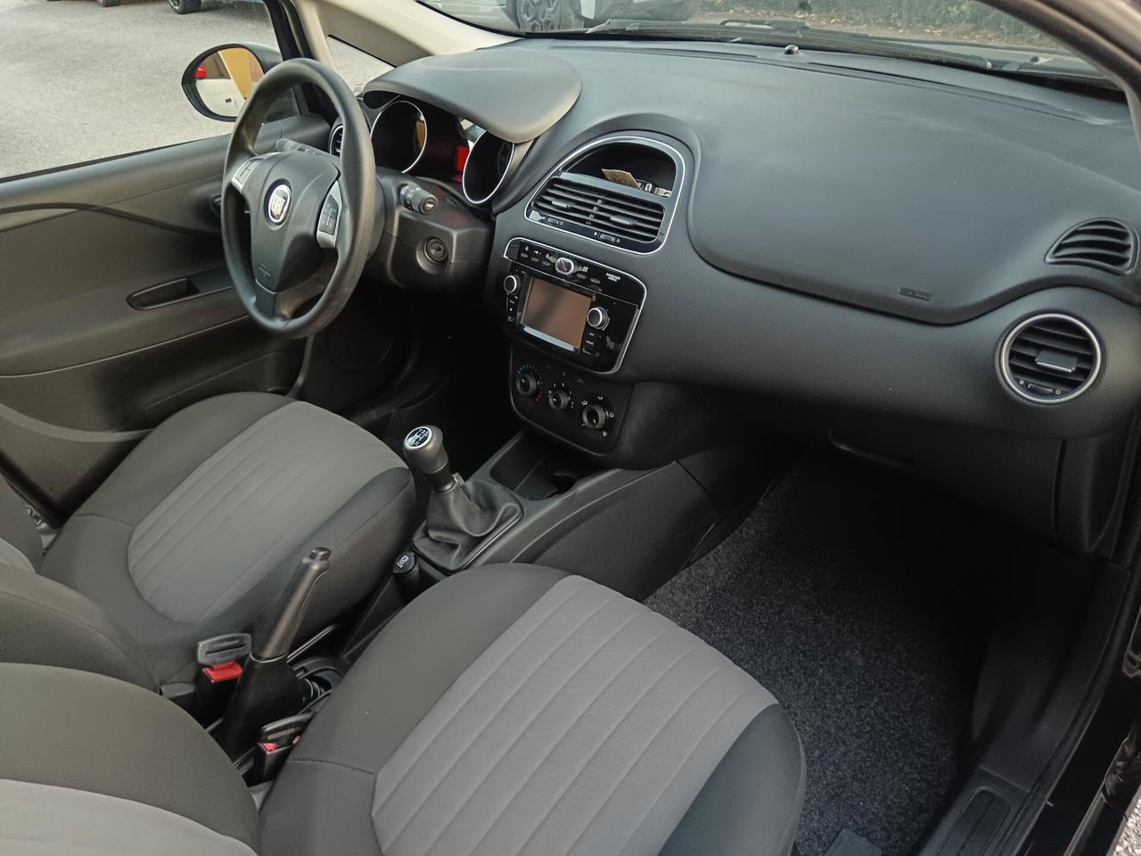 Fiat Punto 1.3 MJT 95CV 5P LOUNGE NAVI