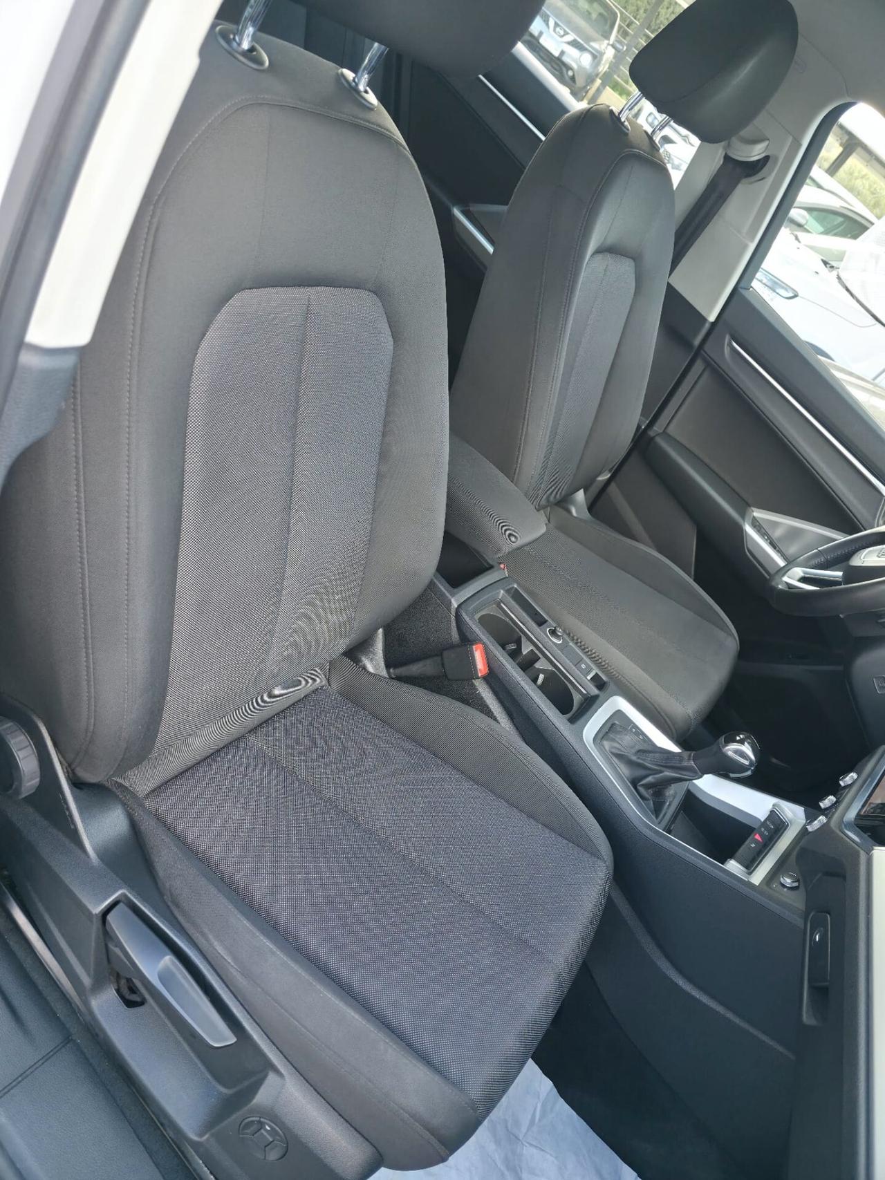 Audi Q3 2.0 TDI 150 CV S tronic