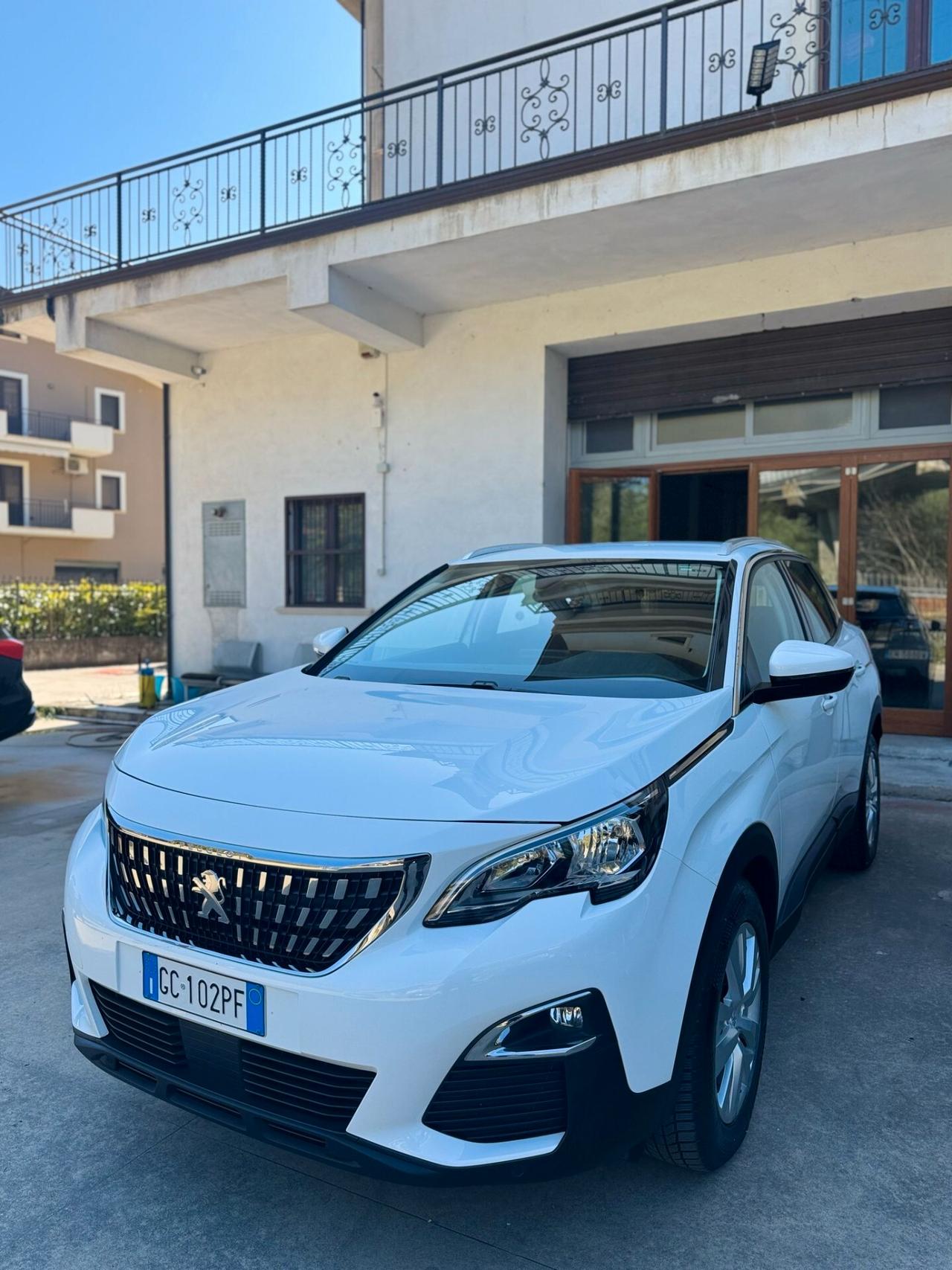 Peugeot 3008 BlueHDi 130 S&S EAT8 Allure