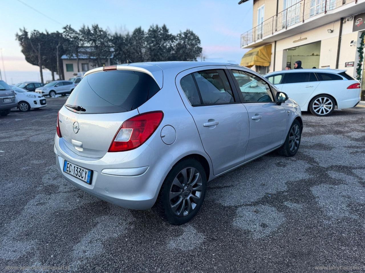 OPEL Corsa 1.2 5p. EDITION