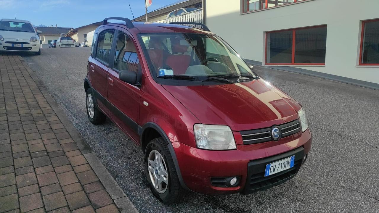 FIAT PANDA 1.3 MJT 70CV 4X4 4WD GANCIO TRAINO