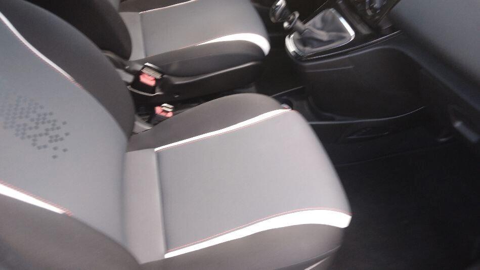 Lancia Ypsilon 1.2 69 CV 5 porte Gold