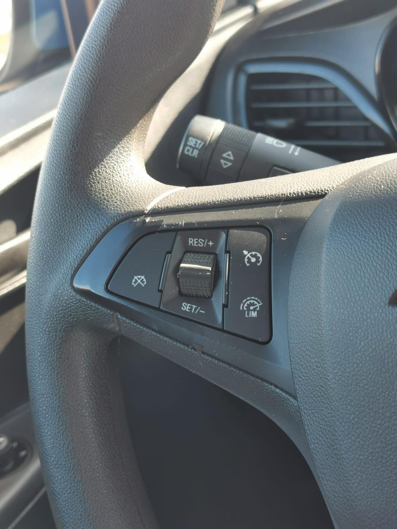 Opel Karl 1.0 75 CV N-Joy - 2016