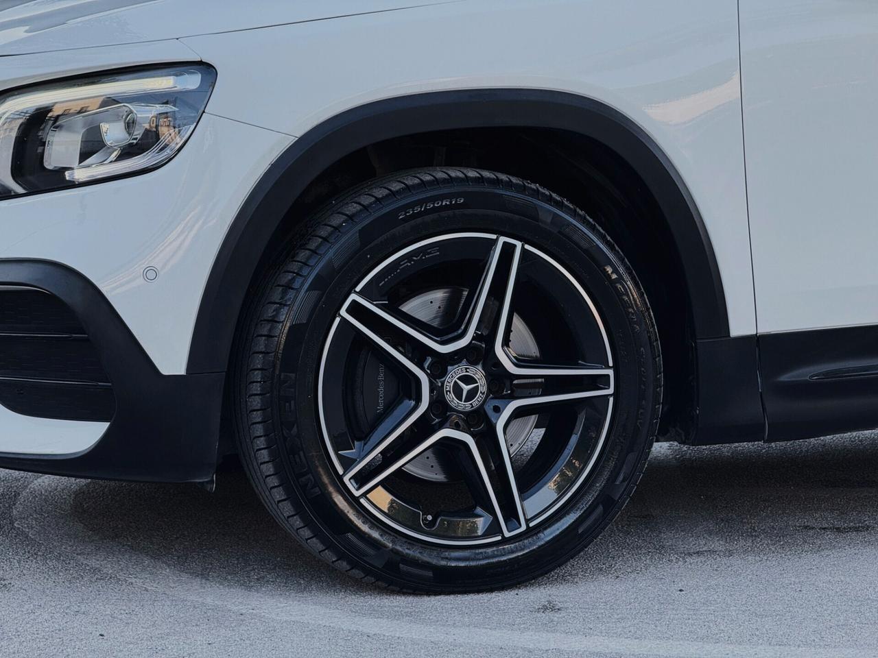 Mercedes-Benz GLB 200 d Premium AMG TETTO