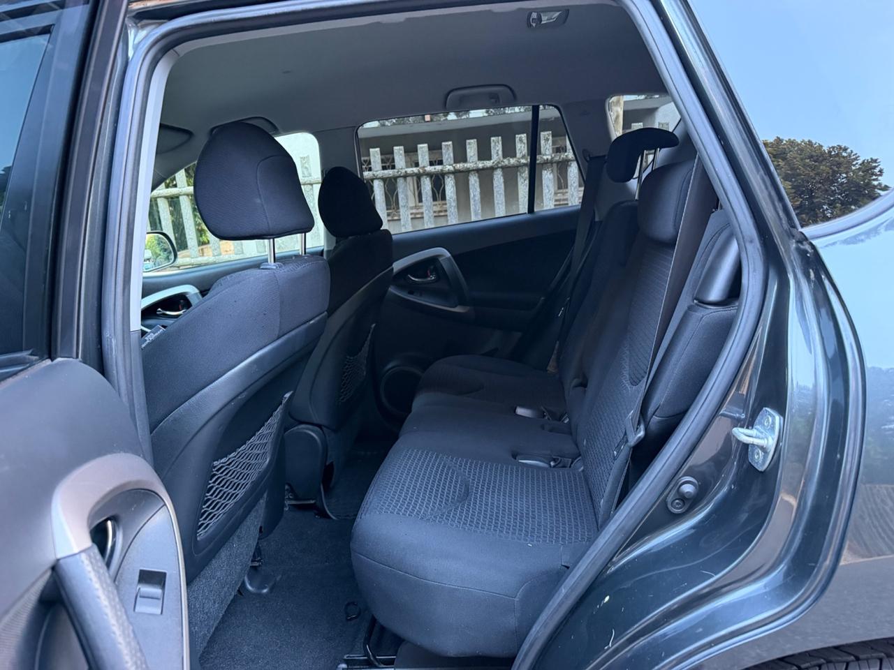 Toyota RAV 4 RAV4 2.2 D-4D 136 CV DPF Luxury crossover
