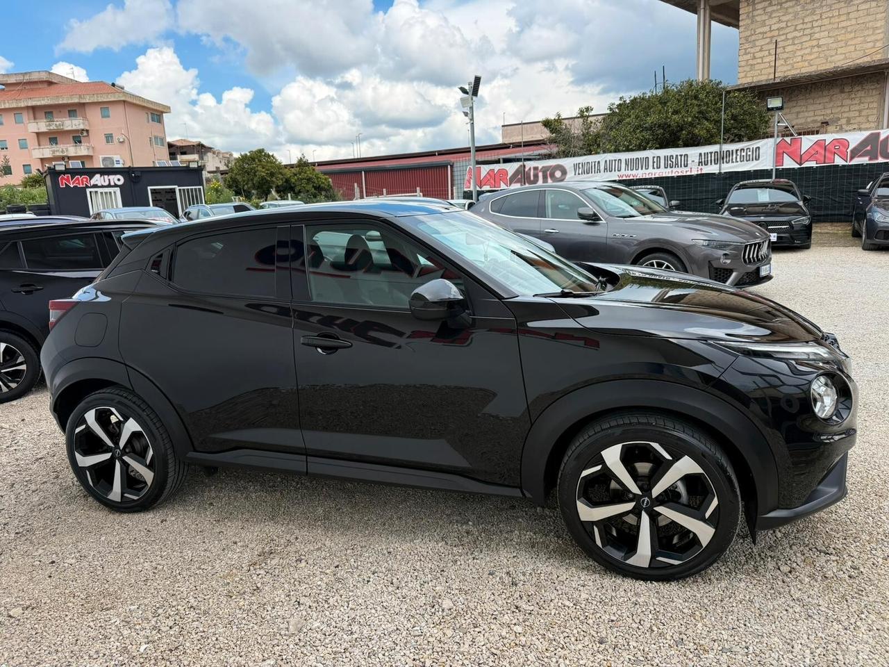 Nissan Juke 1.0 DIG-T 114 CV N-Connecta