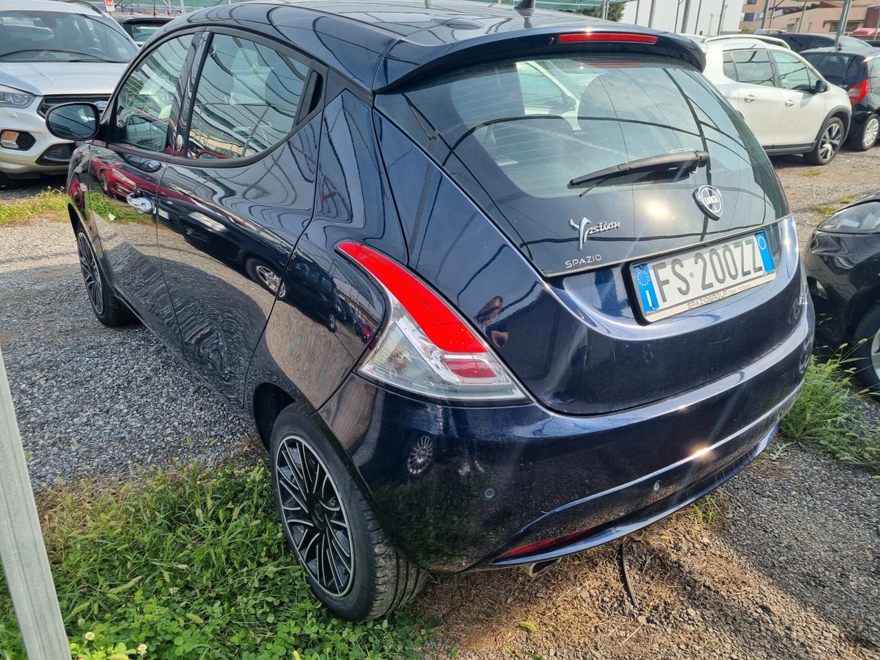 Lancia Ypsilon 1.2 69 CV 5 porte GPL Ecochic Gold