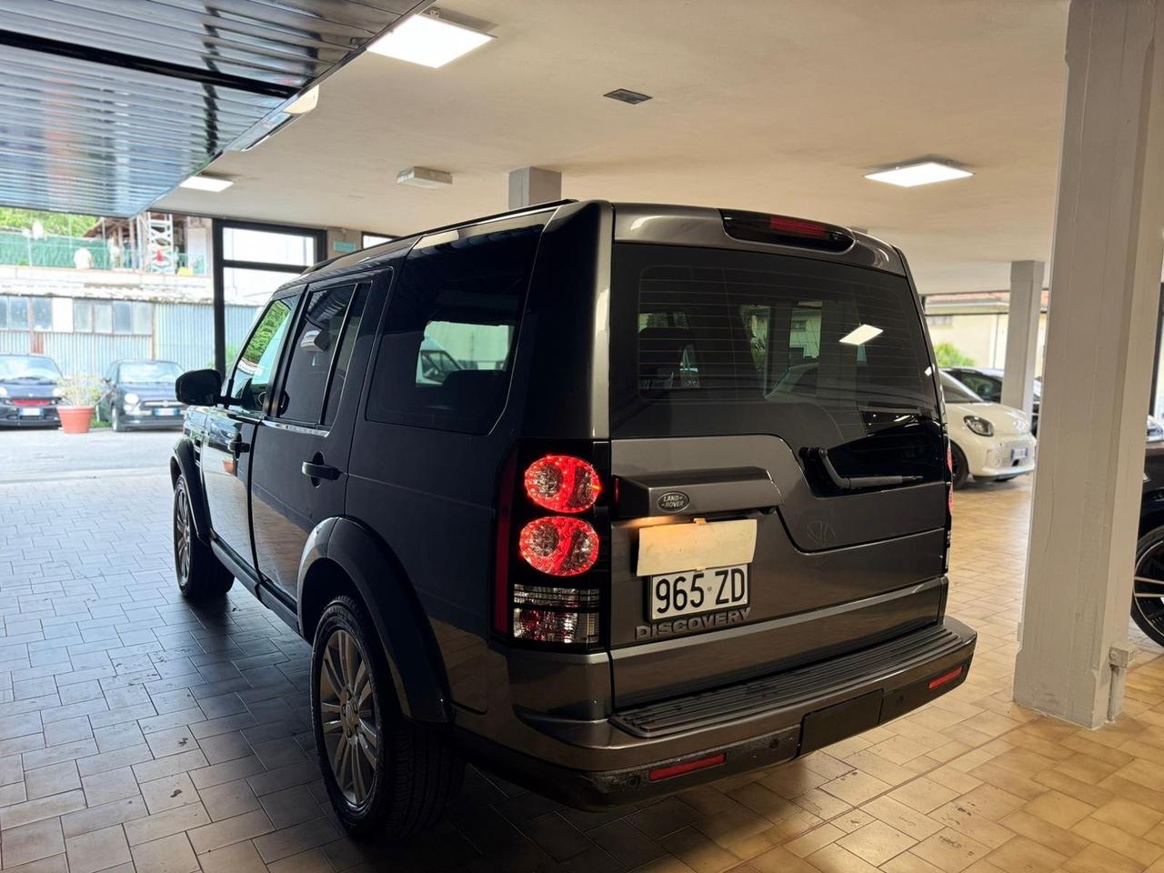 Land Rover Discovery 4 3.0 TDV6 211CV SE