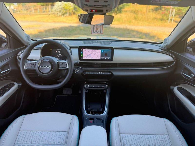 FIAT 600 Hybrid 100 CV DCT MHEV La Prima