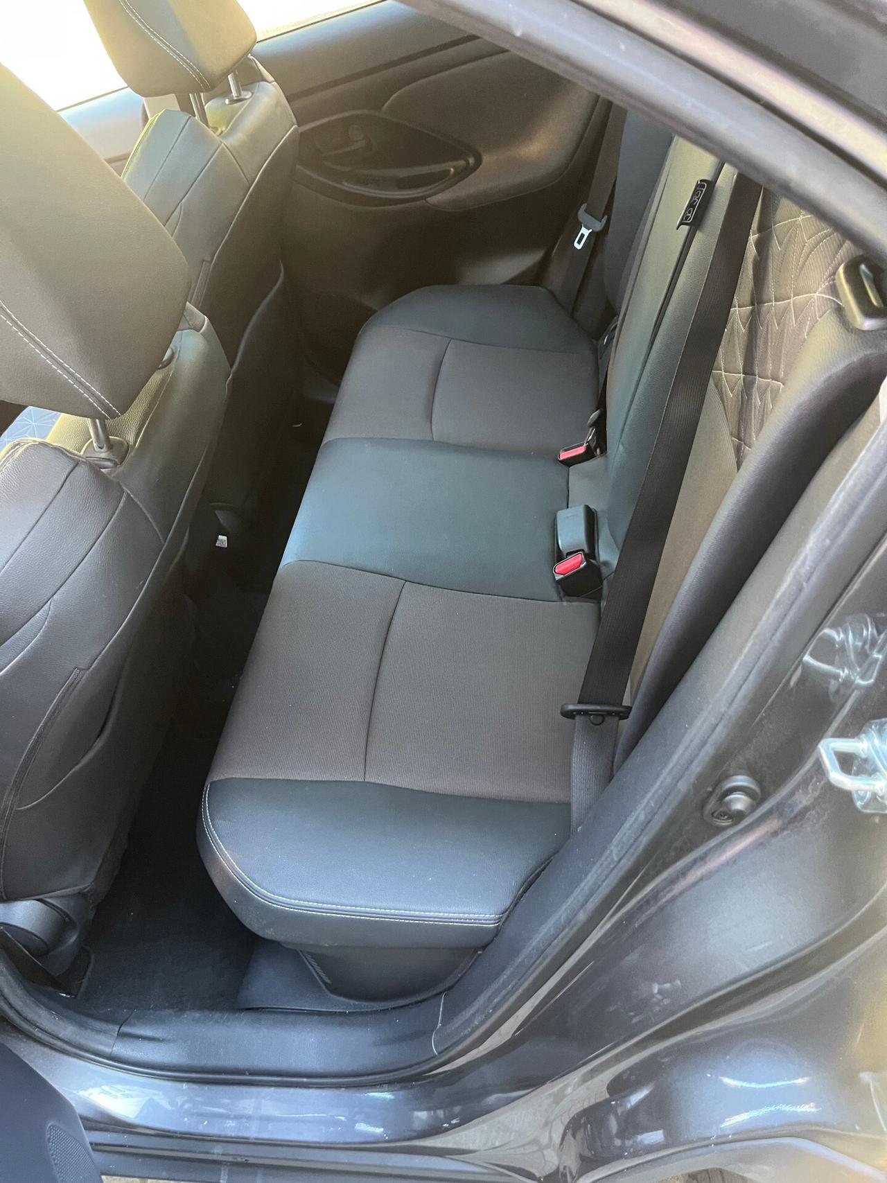 TOYOTA YARIS CROSS 1.5 HYBRID 5 PORTE - GARANZIA TOYOTA
