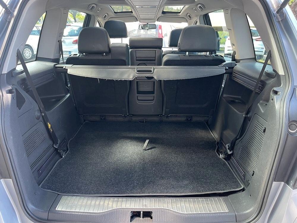 Opel Zafira 1.9 TDCI COSMO NEO PATENTATI