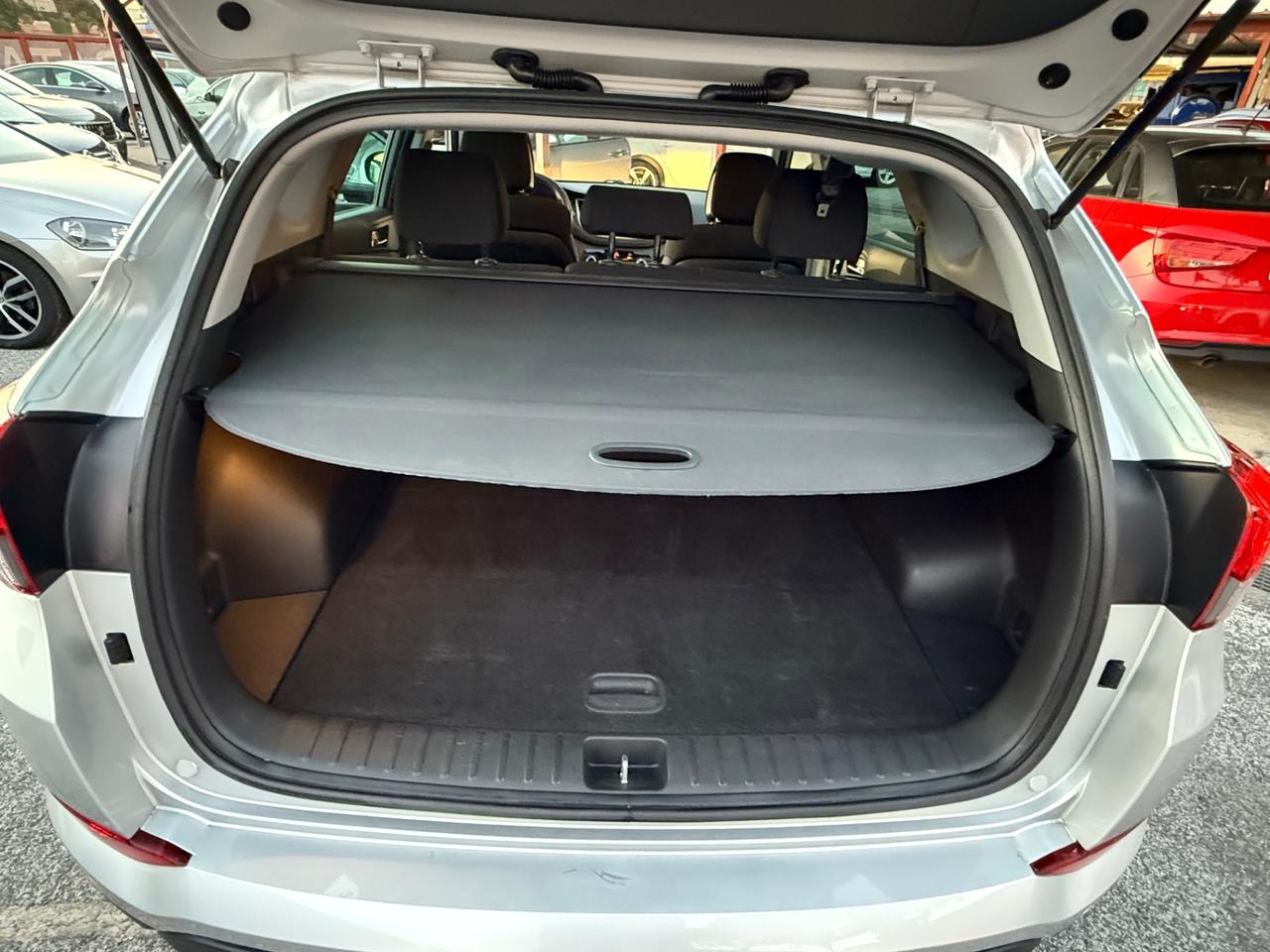 Tucson 1.6 dci -unipro-117 mila km -rate-garanzia-E6