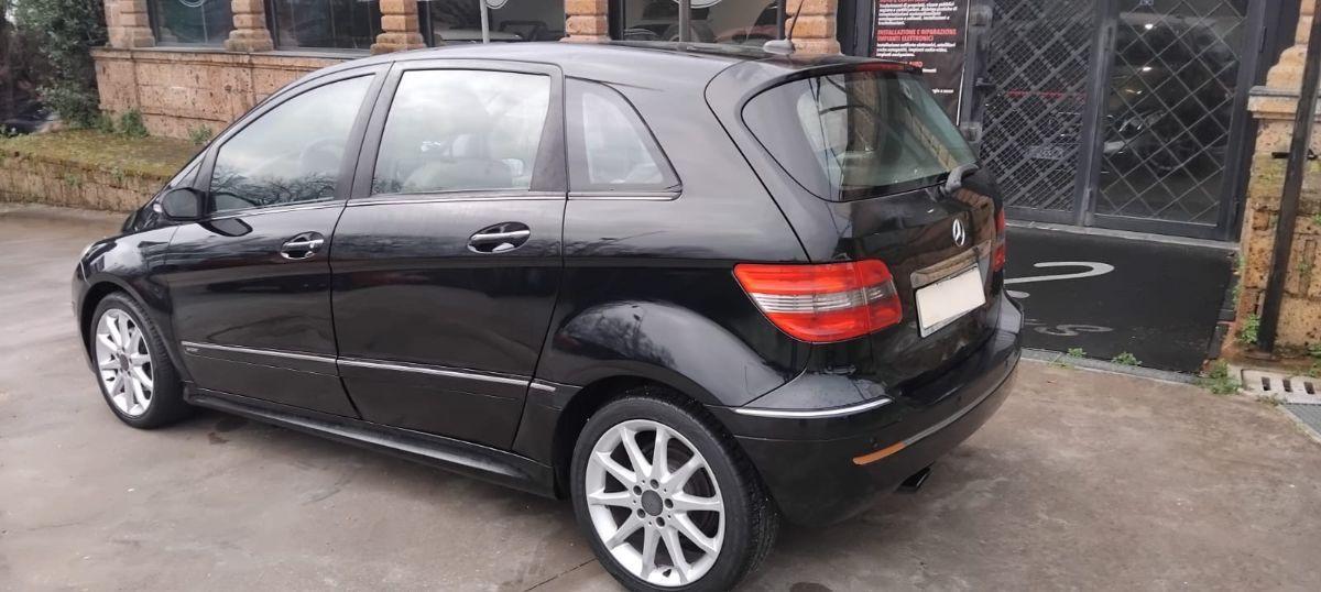 MERCEDES - Classe B - 200 CDI Chrome