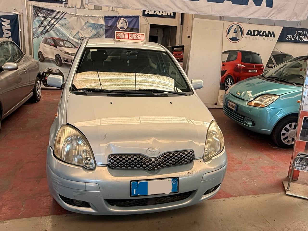 Toyota Yaris 1.0i 16V cat 3 porte Sol