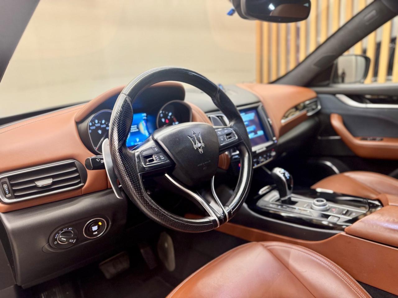 Maserati Levante V6 Diesel 275 CV AWD Granlusso PERMUTE GARANZIA