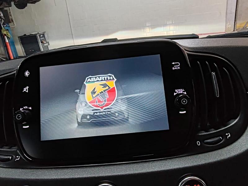 Abarth 595 1.4 t-jet Competizione 180cv