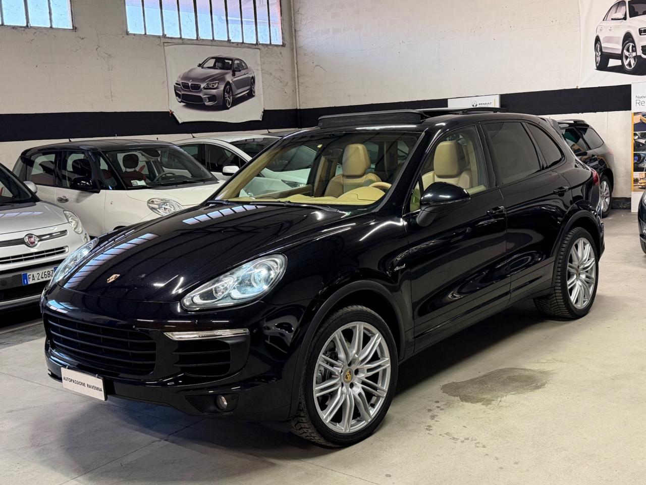 Porsche Cayenne 3.0 Diesel CHRONO TETTO