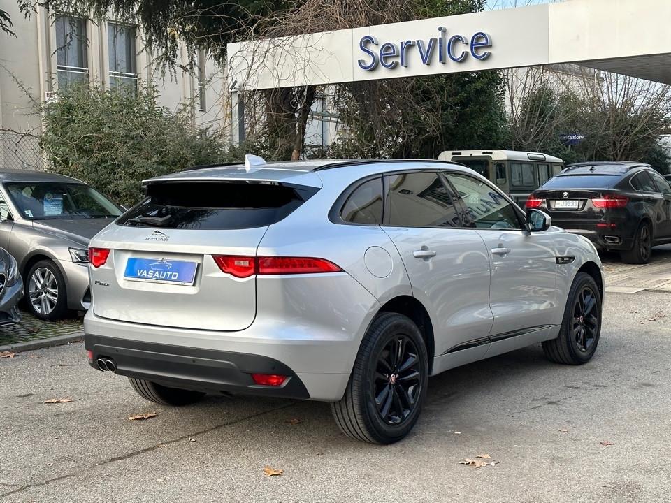 Jaguar F-Pace 2.0 D 180 CV AWD aut. R-Sport