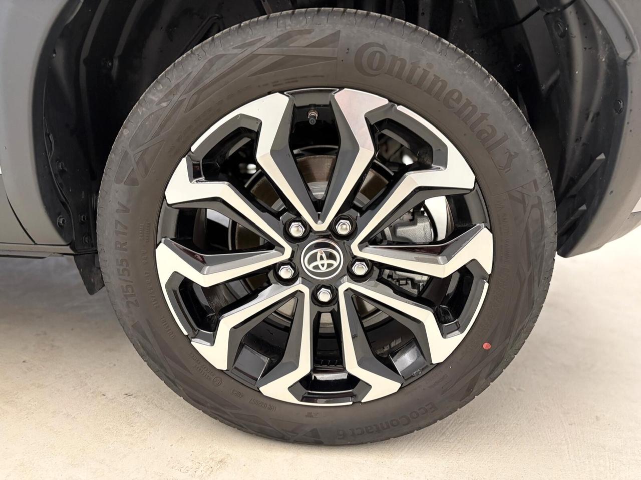 Toyota Yaris Cross Yaris Cross 1.5 Hybrid 5p. E-CVT AWD-i Trend