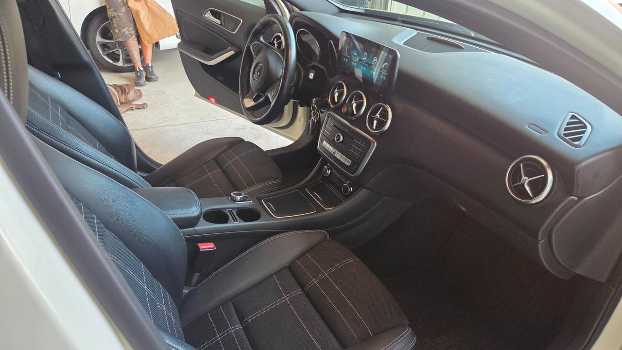 Mercedes-benz A 200 aut. Executive UNICO PROPRIETARIO