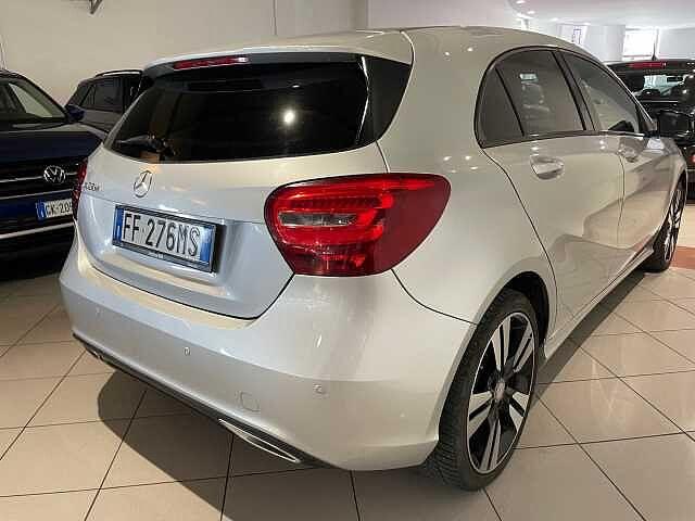 Mercedes-Benz A 180 A 180 d Automatic Sport