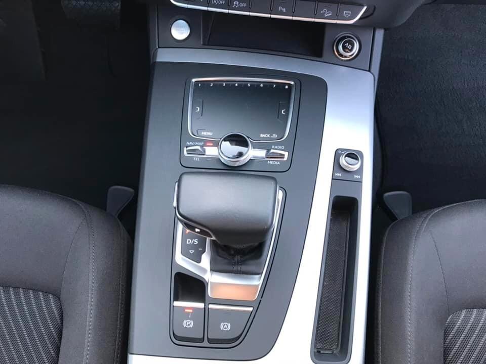 Audi Q5 2.0 TDI quattro S tronic Business 2019