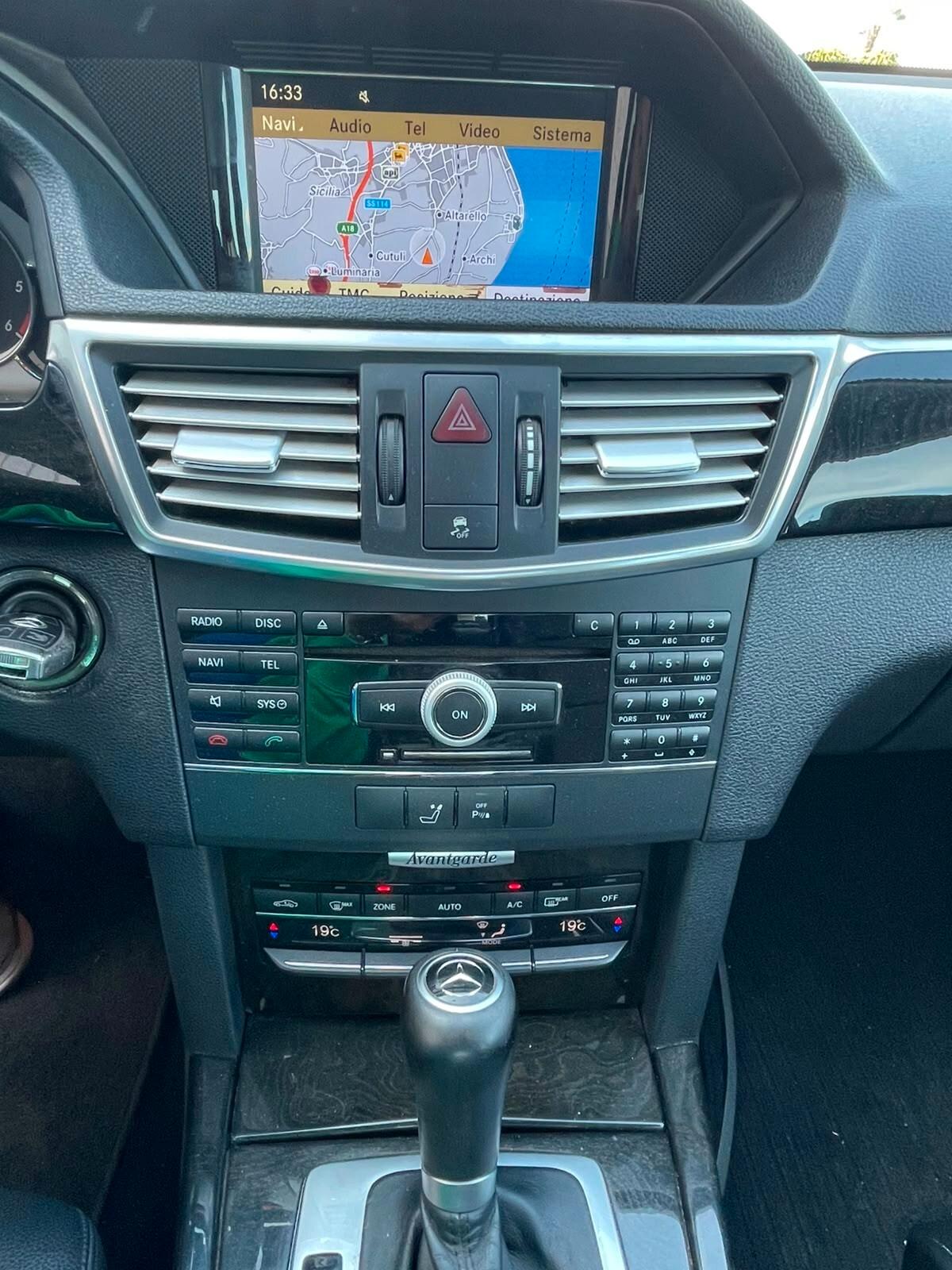 Mercedes-benz E 220 CDI Avantgarde
