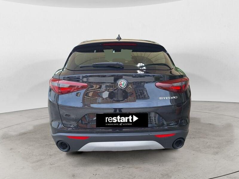 Alfa Romeo Stelvio 2.2 Turbo Diesel 160 CV Automatica AT8 Super Business RWD