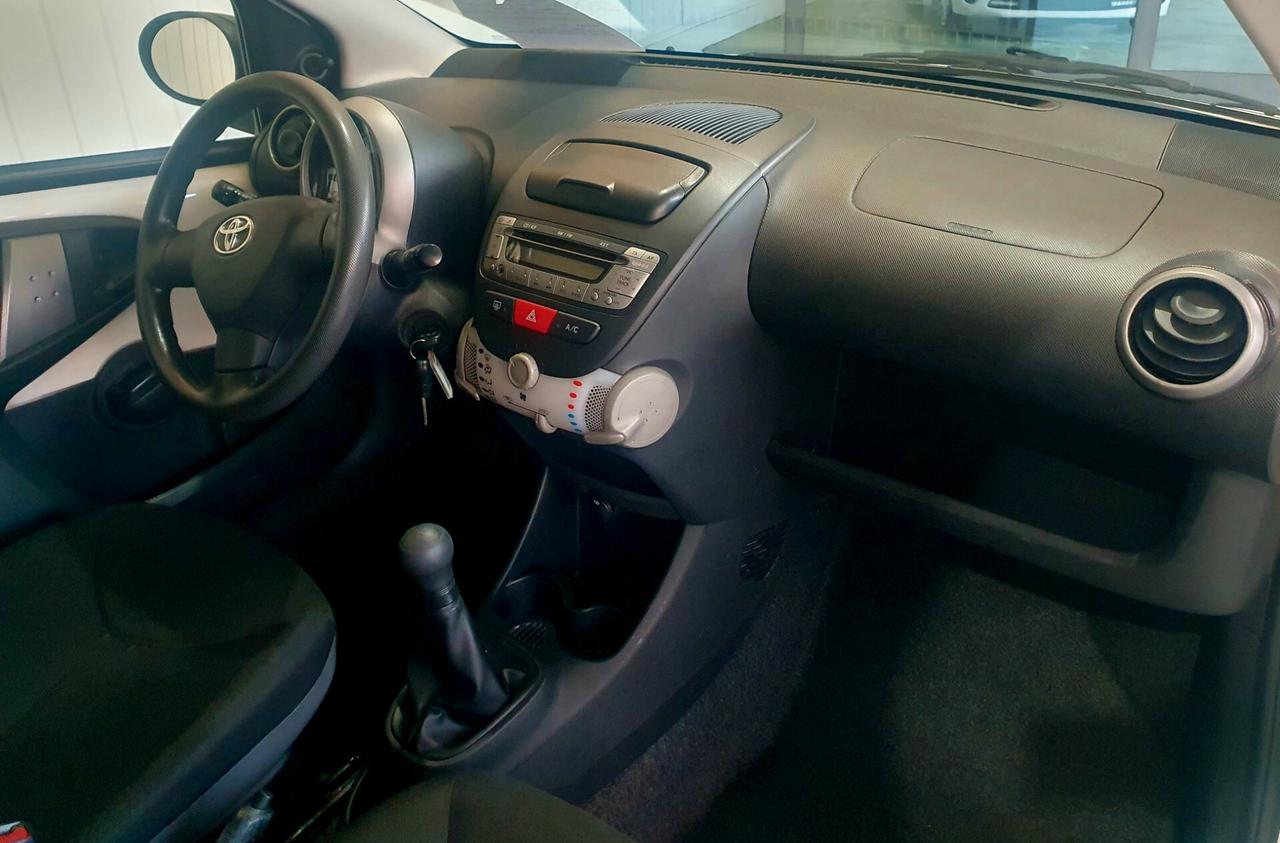 Toyota Aygo 1.0 BENZ. - 2014 - KM: 170 MILA!!!