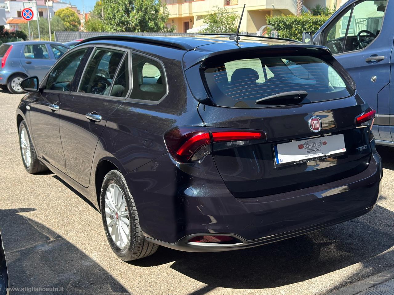 FIAT Tipo 1.6 Mjt S&S SW Life FARI LED