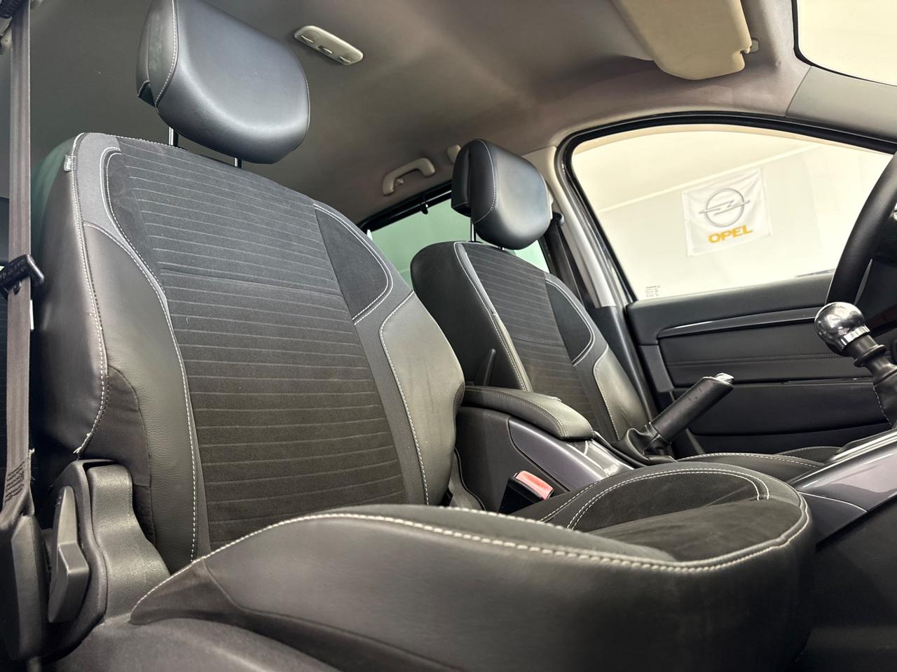 Renault Scenic xmod cross 1.5 dci