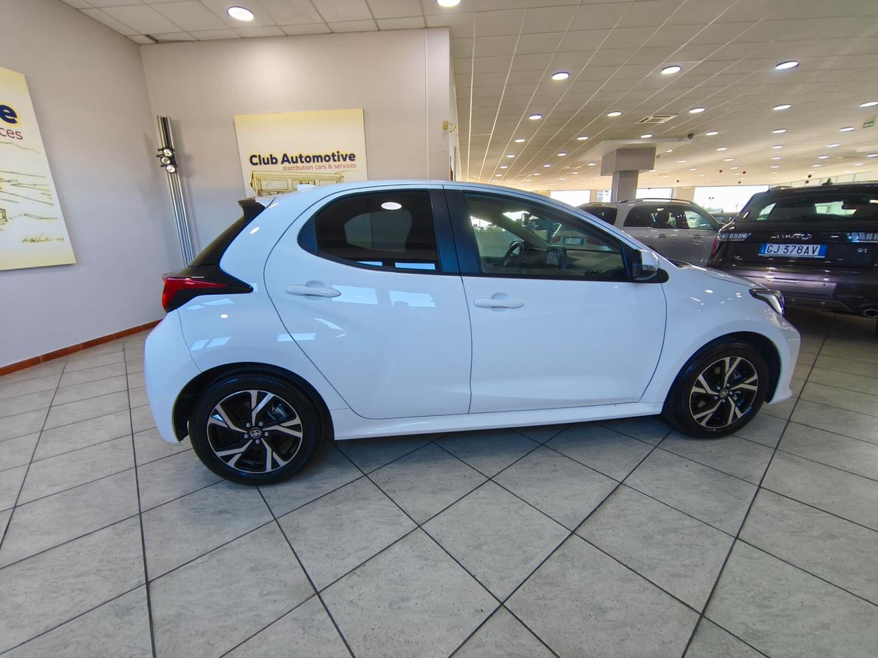 Toyota Yaris 1.5 Hybrid 5 porte Trend